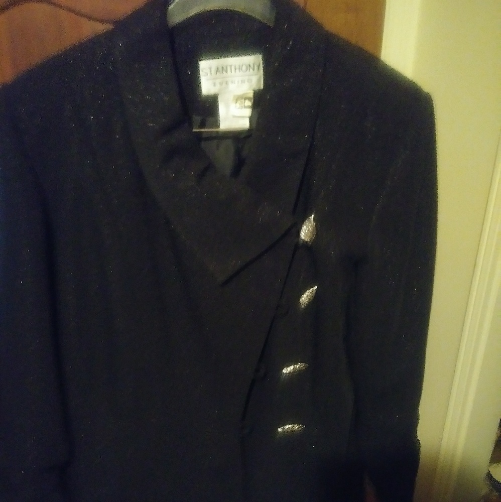 Fancy Black dress suit with skirt